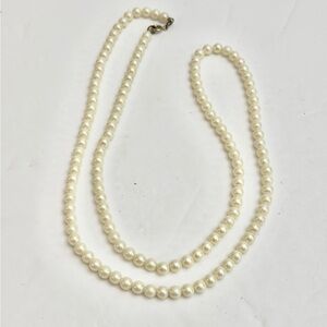 Vintage‎ Faux Pearl Necklace Creme/off-white